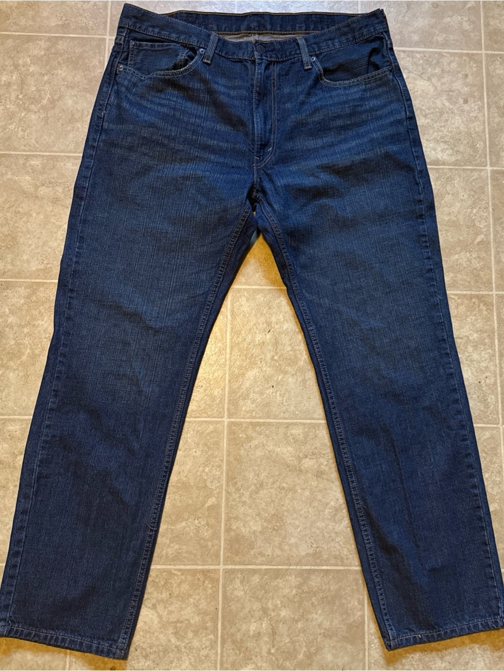 Levi’s 505 straight leg regular fit dark Wash denim jeans